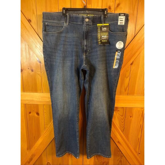 LEE Performance Series Men’s Straight Relaxed Fit NWT Size 46x32 (5673) - Picture 1 of 5